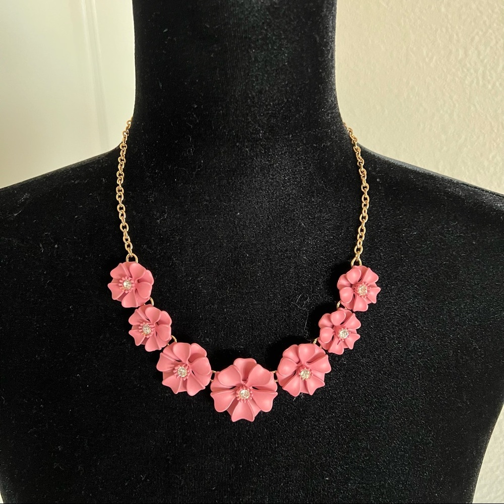 Forever21 Flower Necklace